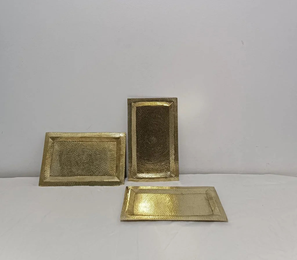 Plateau traditionnel rectangulaire en cuivre martelé