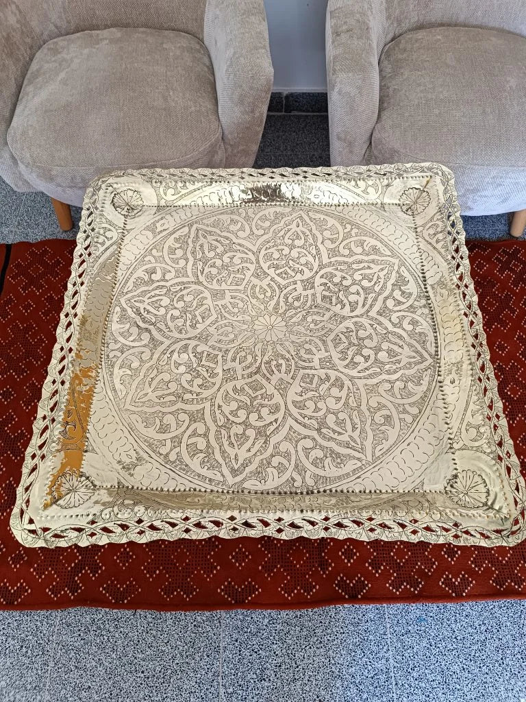 Sniya traditionnelle carrée en cuivre